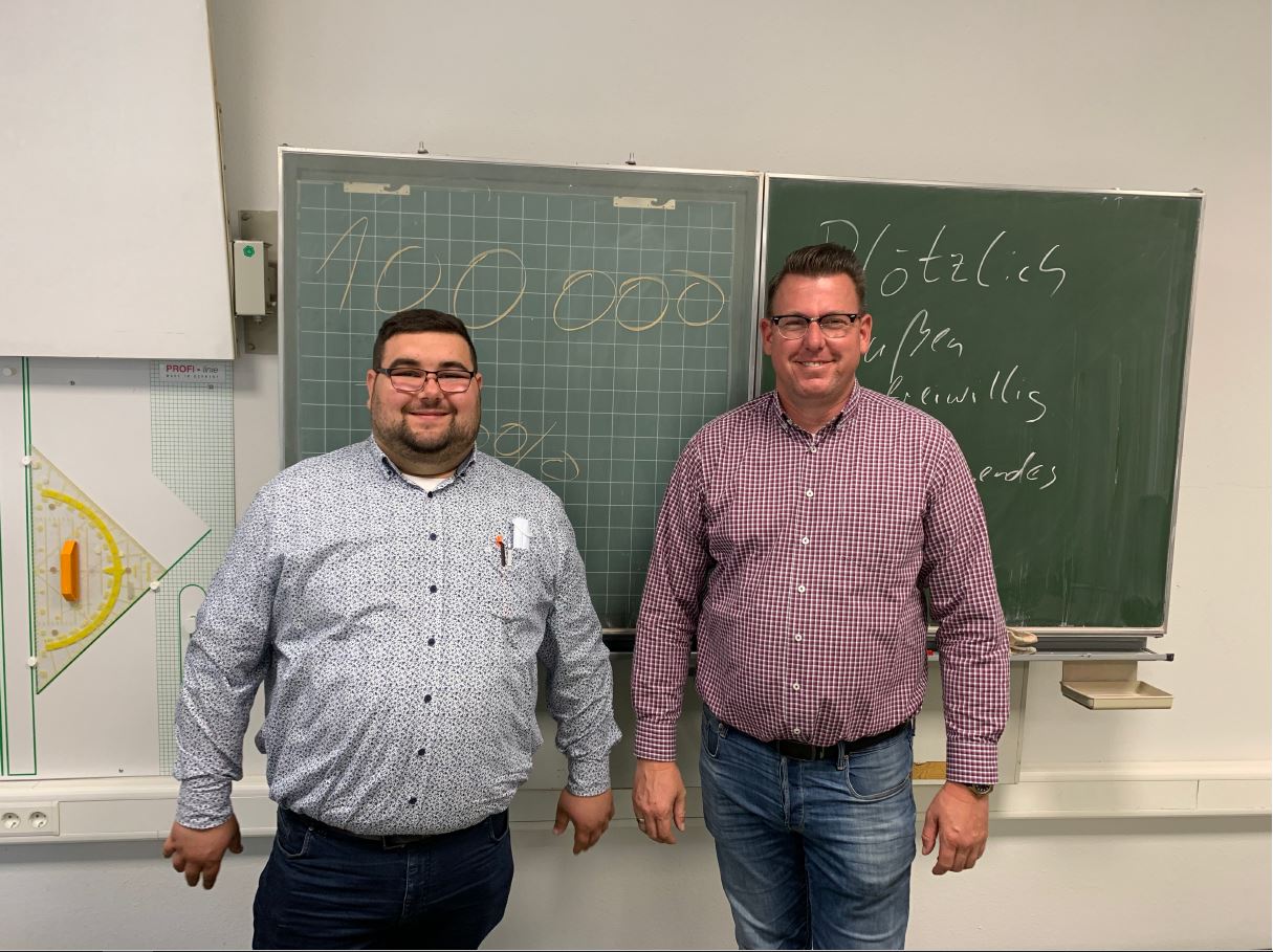 Herr Jonas Haupt und sein Chef, Herr A. Pletschen